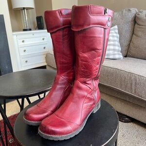 JAFA boots, handmade in Israel. Red leather, new/never worn size 40 (US9)